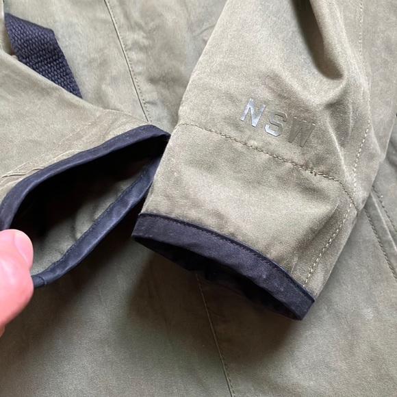 Nike - Picture 9 of 16